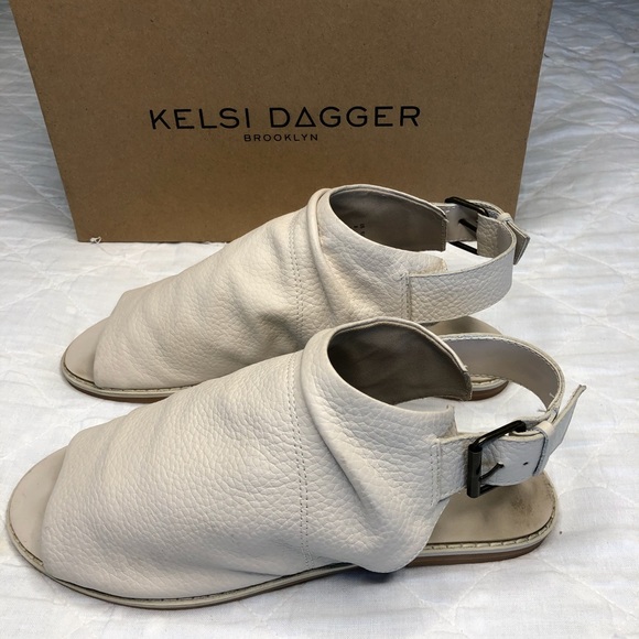 Kelsi Dagger  Bone leather sandal size 8 - Picture 3 of 6